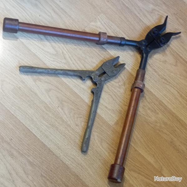Lot de deux pinces coupes barbel�s Allemandes