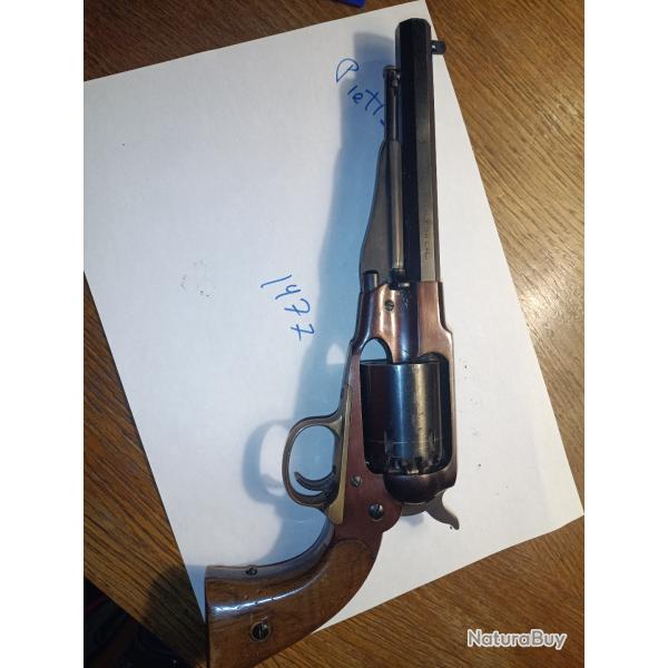 Revolver poudre noire cal 36 Pietta ann�e 1977  Mod�le Remington 1858.