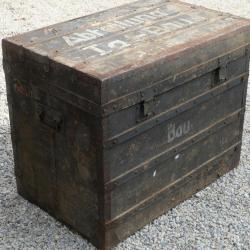 grande malle d'officier sup&eacute;rieur de l'arm&eacute;e d'occupation NORMANDIE 1944