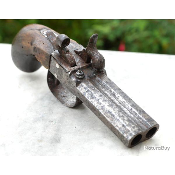Pistolet coffre � double canon � percussion calibre 11 mm  - XIX vente en l'�tat - ref IFS25BUL002