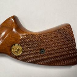 Poign&eacute;e bois Colt Python