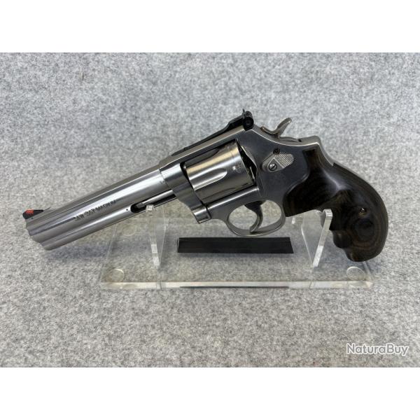SMITH & WESSON MOD 686 "PLUS" 357 MAGNUM
