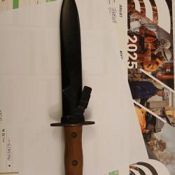 Vends poignard de parachutiste italien WW2, mod&egrave;le 1938/39