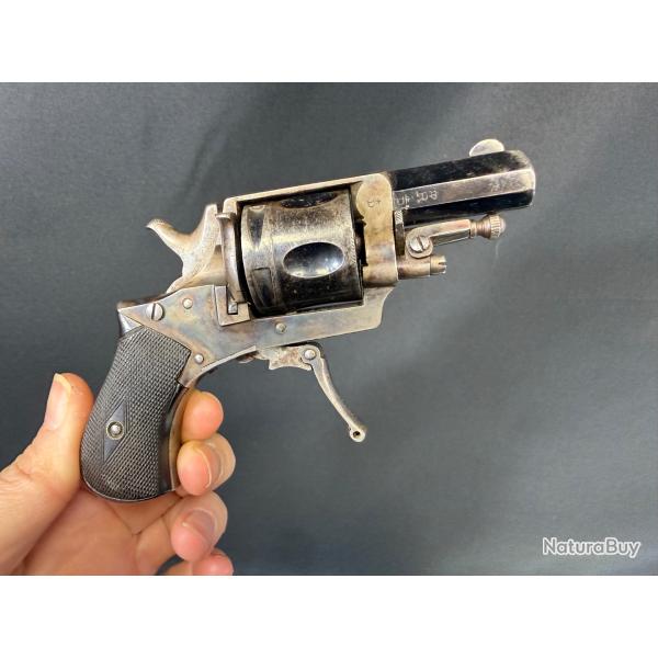 SUPERBE REVOLVER BULLDOG BELGE cal. 320