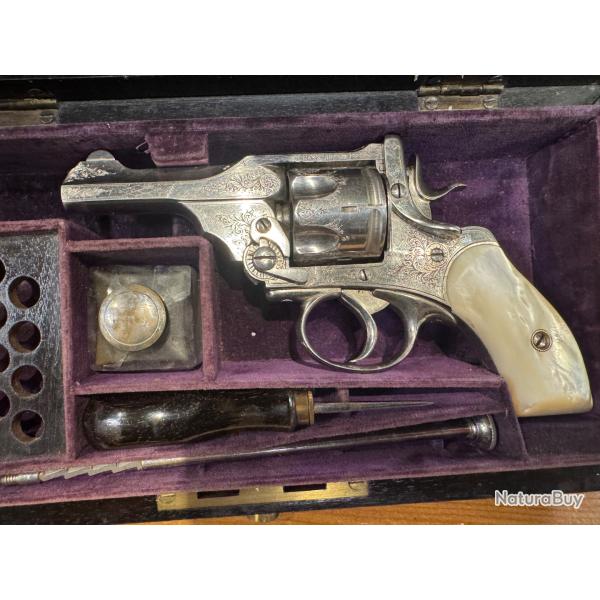 revolver webley mark 3 calibre 38 sw  DE LUXE