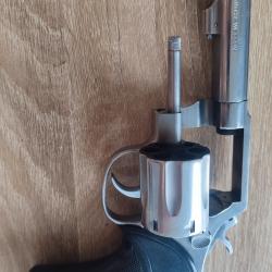 Revolver Smith et Wesson mod 64 en .38SP