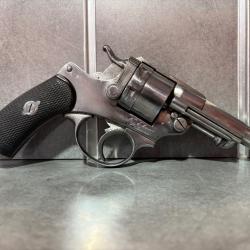 Revolver d'ordonnance Fran&ccedil;ais Mod&egrave;le 1873 Calibre 11 mm 73