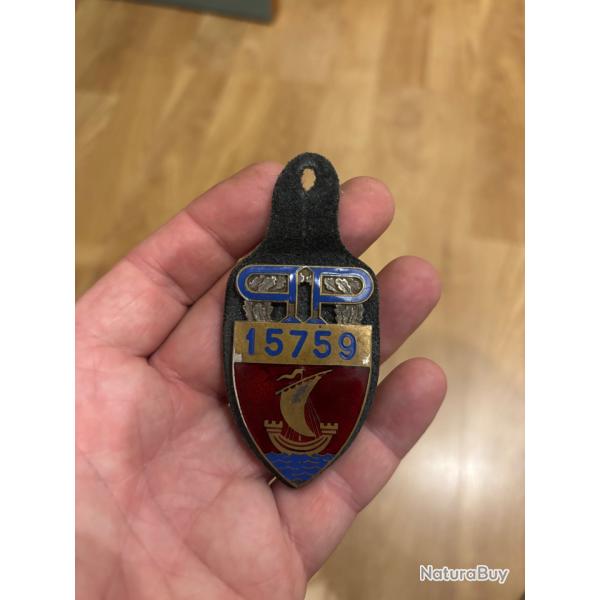 Pucelle num�rot�e m�daille pr�fecture police