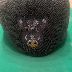 Casquette motif sanglier