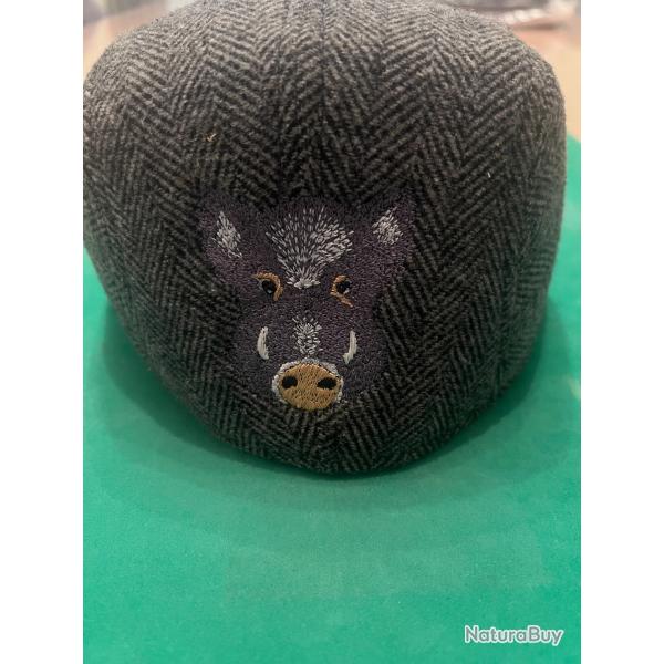 Casquette motif sanglier