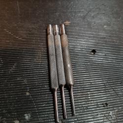 Lot chasse goupilles armurier professionnel de pr&eacute;cision arm&eacute; fran&ccedil;aise l2