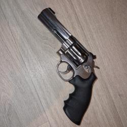 Smith et wesson 617 4"