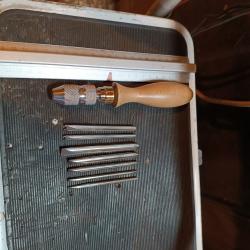 tournevis armurier polyvalent professionnel tres bon &eacute;tat