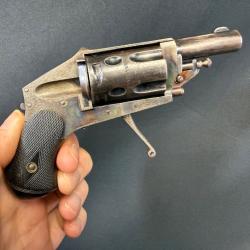 TRES BEAU REVOLVER VELODOG cal. 5,7