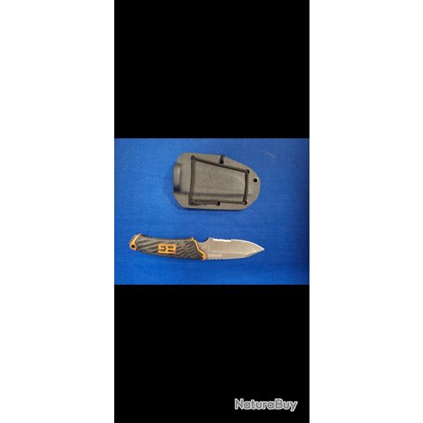 Couteau � lame fixe de marque GERBER (MODEL BEAR GRILL)