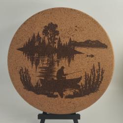 Dessous de plat en li&egrave;ge &Oslash; 19 cm - Motif p&ecirc;cheur - D&eacute;coration p&ecirc;che