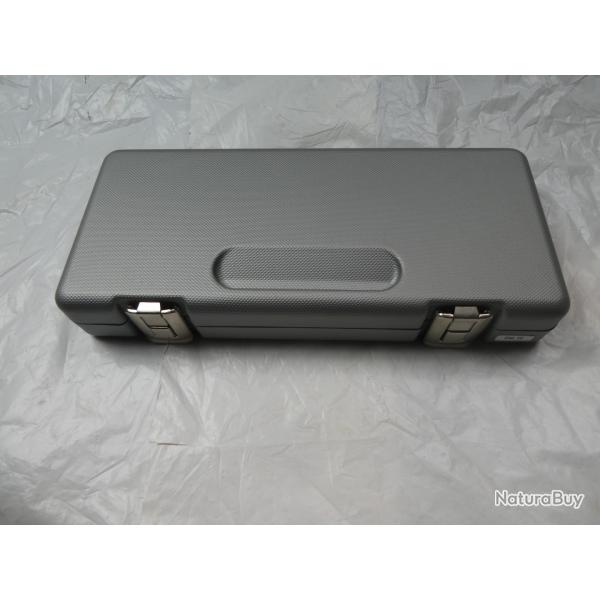 n�cessaire de nettoyage cal 12