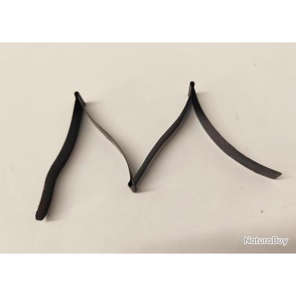 Ressort � lame de boitier chargeur P14 / US17