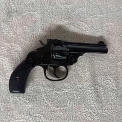 Revolver Harrington & Richardson 32S&W