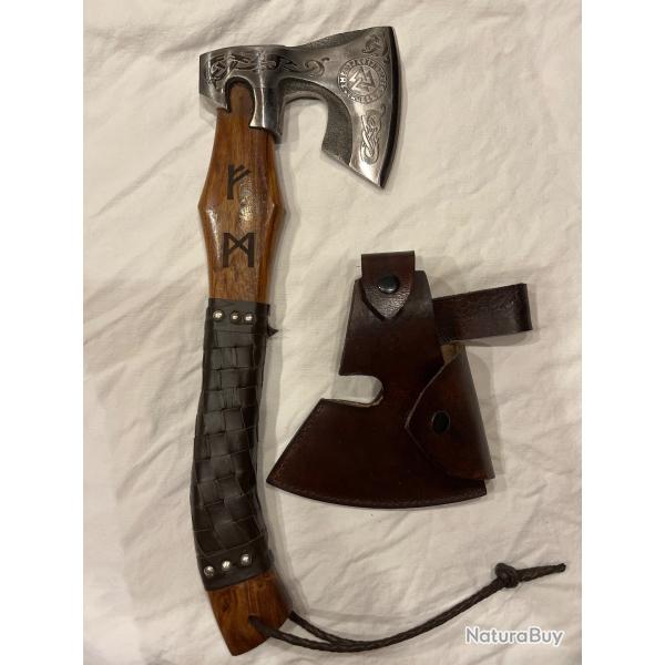 Hache Viking forg�e