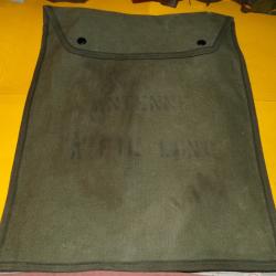 HOUSSE POUR ANTENNE A FIL LONG POUR  RADIO  , ARMEE FRANCAISE , DIMENSION 43 CM X 24 CM COMPRENANT U