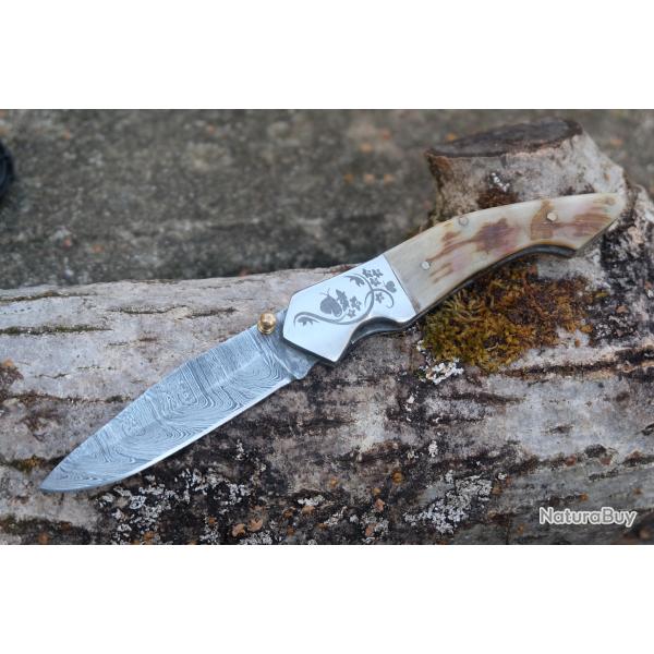 Beau Couteau Damas Lame Clip Point 128 Couches Manche B�lier Mitres Gravures Fab Artisanale