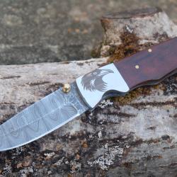 Beau Couteau Damas Lame Drop Point Acier 128 Couches Manche Bois Mitres Aigle Fabrication Artisanale