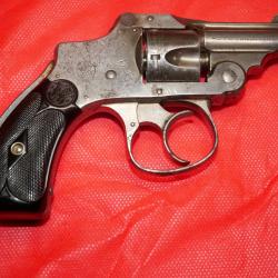 Revolver Smith Wesson Safety Bicycle Hammerless 2nd model Canon 2'' Calibre 32 dans son jus