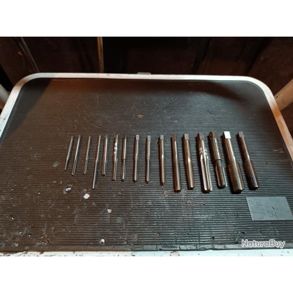 Lot tarauds fin  imp�rial us anglais