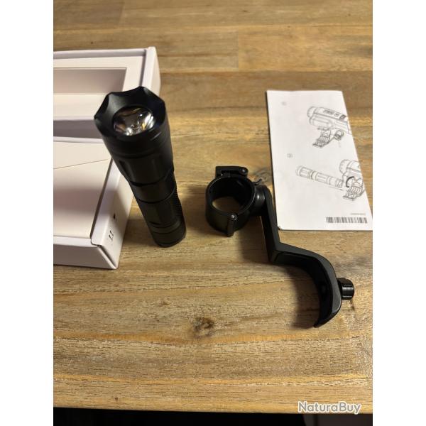 Hikmicro lampe ir et support s�rie gryphon