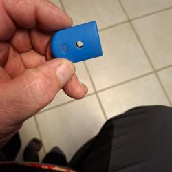 A VENDRE DEUX TALON DE CHARGEUR BERETTA 92  BLEU