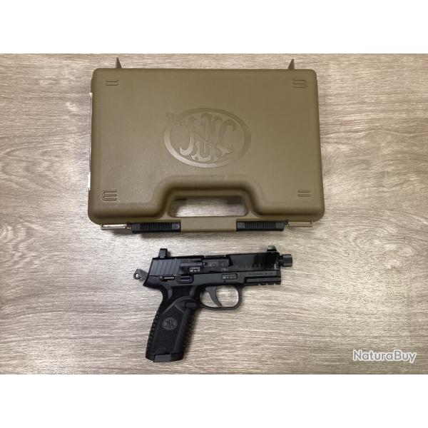 FN 502 black calibre 22LR + malette + accessoires