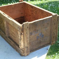 Caisse bois compo ration britannique troupe en campagne  NORMANDY 44 ref LBV24COM001