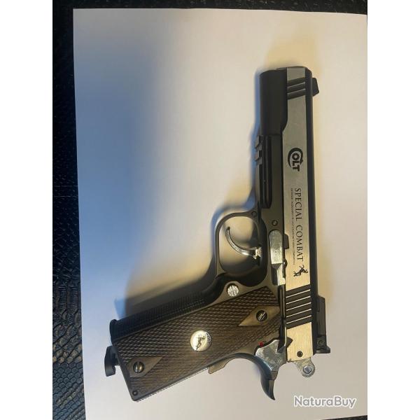 Pistolet colt sp�cial combat