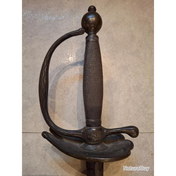 �P�E DE GARDE DU CORPS DU ROI, MOD�LE 1814, RESTAURATION.