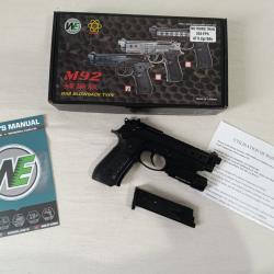 WE M9A1 Hex Cut Black Gaz Semi et Full Auto 25BBs 1J