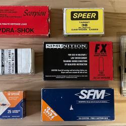 Lot de boites vides 38/357