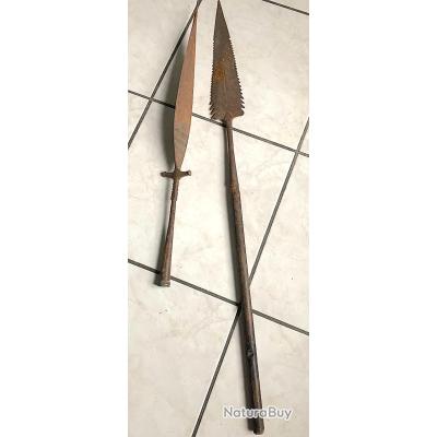 Lance Africaine – Art Premier – XXe Siècle – Longueur 106 Cm – Bon état