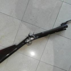 Beau tromblon &agrave; silex fin 18&egrave; &agrave; ba&iuml;onnette repliable sign&eacute; Playfair &agrave; Aberdeen