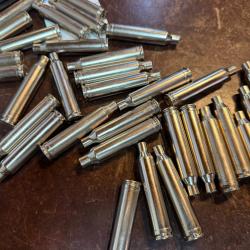 lot de 92 douilles amorc&eacute;es jamais tir&eacute;es calibre 7 RM mise a prix a 1.00� sans prix de r&eacute;serve