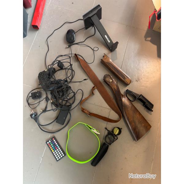 Pi�ces d�tach�es pour bricoleur super lot trouve tous aux encheres bo�te armurerie