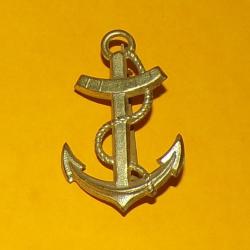 ANCRE DE MARINE POUR CASQUE COLONIAL , DIMENSION 55 MM ,  FABRICANT SANS , HOMOLOGATION SANS   ,BON