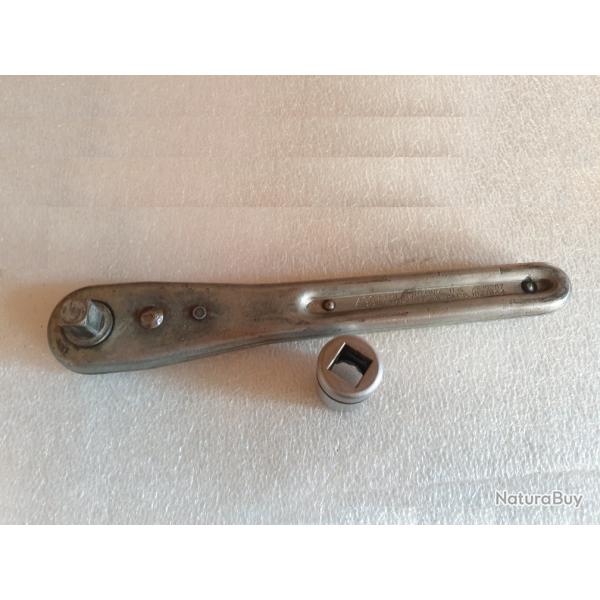 Cl� � cliquet US avec douille 3/4, �poque seconde guerre mondiale (97.M)