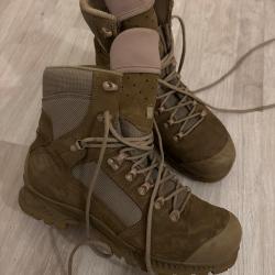 Chaussure de combat trek MEINDL couleur tan Taille 45