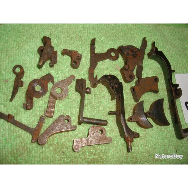 LOT N�3 PETITES PIECE PISTOLET DIVERS ET VARIE MAB