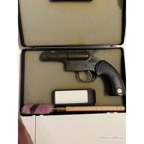 Pistolet SAPL GC27 calibre 12/50 - �tat neuf - Complet