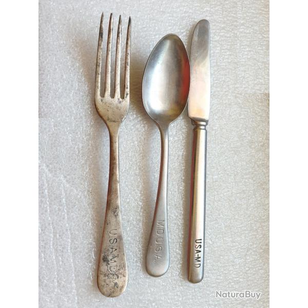 Lot US de trois couverts du medical department, WW2 (28.M)