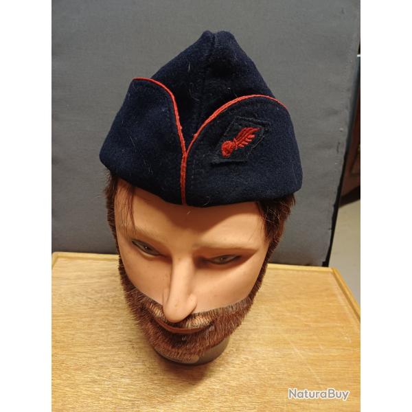 Ancien calot de pompier - grade sapeur - ann�es 50