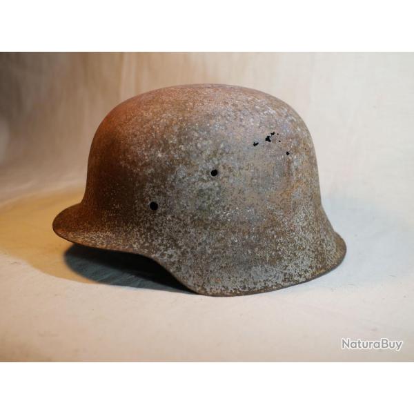 Casque mod�le 1942 - provenance terrain NORMANDIE 1944 - ref LBV24CSQ001
