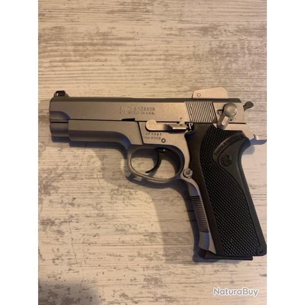 Pistolet Smith & Wesson Mod 4006 Cal 40 S & W